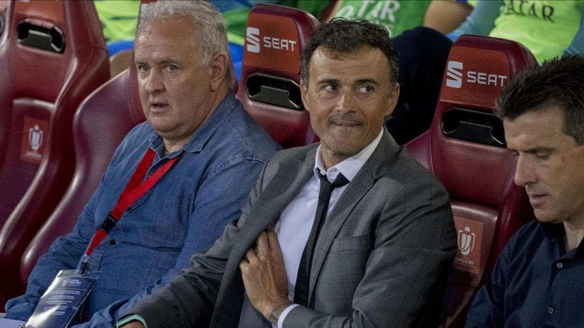 A Luis Enrique le sale competencia para el banquillo del Chelsea