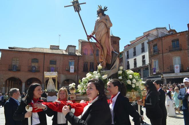 La Procesión del Resucitado en Benavente, en imágenes