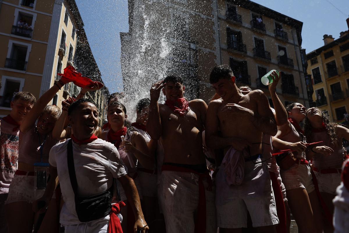 Pamplona se tiñe de rojo para el Chupinazo de las fiestas de San Fermín 2026.