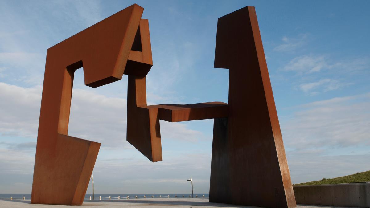 Oteiza y Chillida, muy presentes en Gipuzkoa