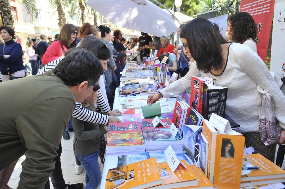 La Glorieta acoge la celebración del Día del Libro