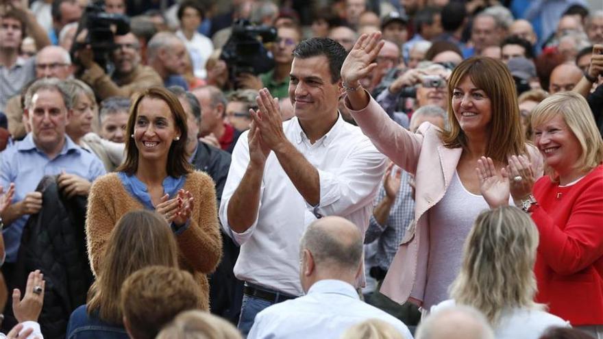 Sánchez se pertrecha para ganar de nuevo la batalla a los barones