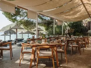 Llum i Sal regresa con experiencias que se viven durante todo el día: de la playa a las cenas frente al Mediterráneo