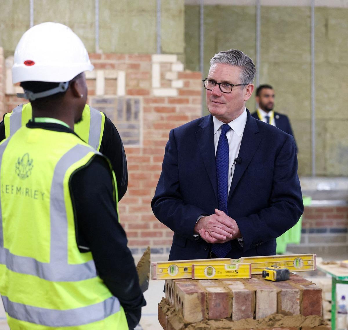 Starmer desafia els seus rivals a llançar una candidatura per destituir-lo