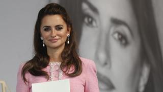 Lluvia de críticas a Penélope Cruz por patrocinar a Emirates