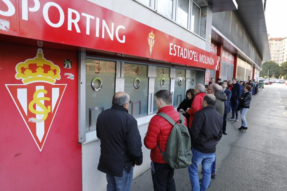 Colas en El Molinón para las entradas del derbi