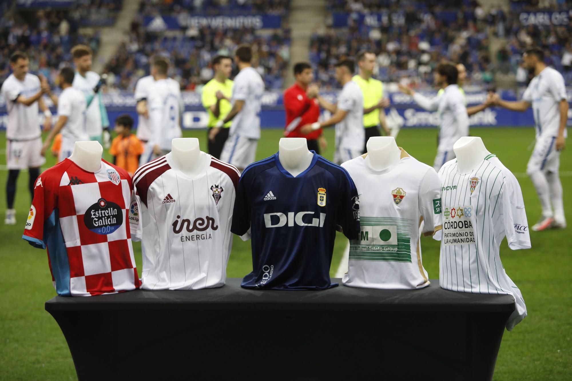 EN IMÁGENES: Así fue el encuentro entre el Real Oviedo y el Tenerife