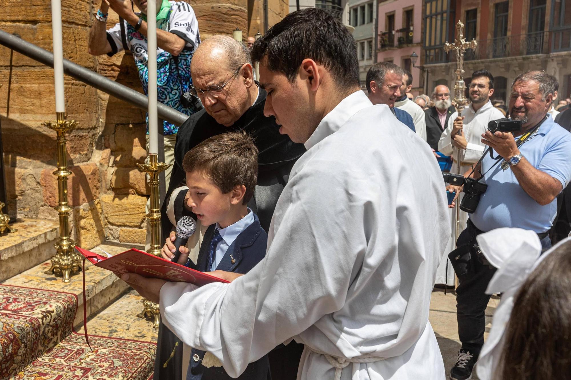 Celebración del Corpus en la Catedral de Oviedo