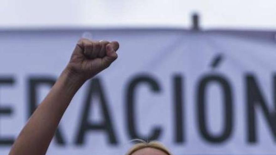 Lilian Tintori, la esposa de Leopoldo López, en una protesta.