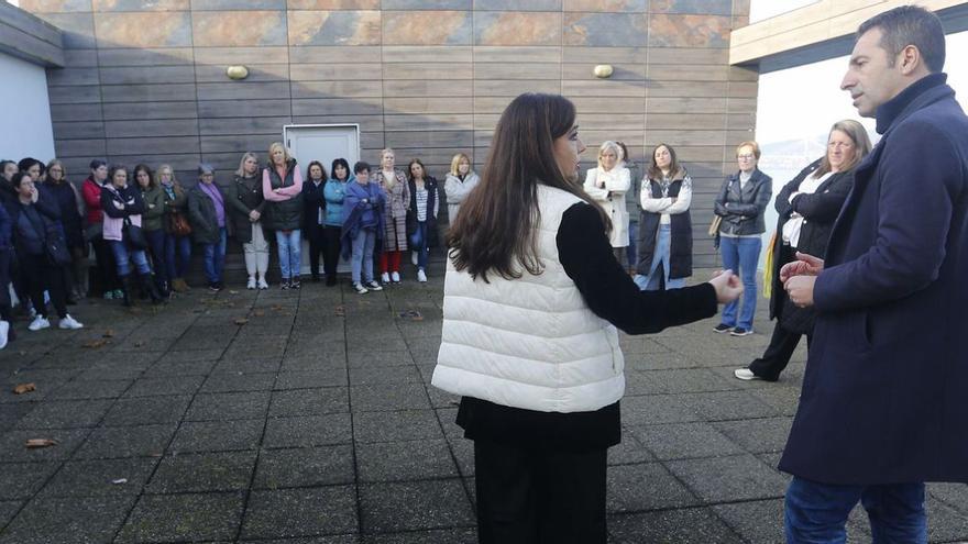 Villares toma nota de las necesidades del sector del mar en Redondela