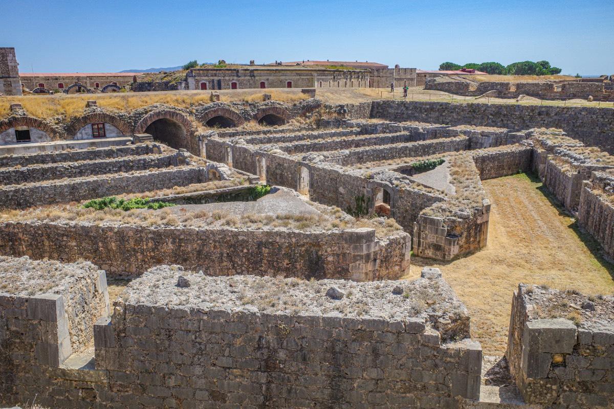 La majestuosa fortaleza de Castell de Sant Ferran en Cataluña