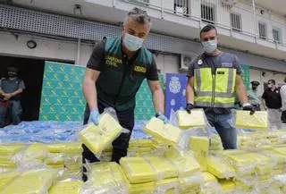 Caen otros seis narcos tras confiscar 1.200 kilos más de cocaína oculta dentro de rocas