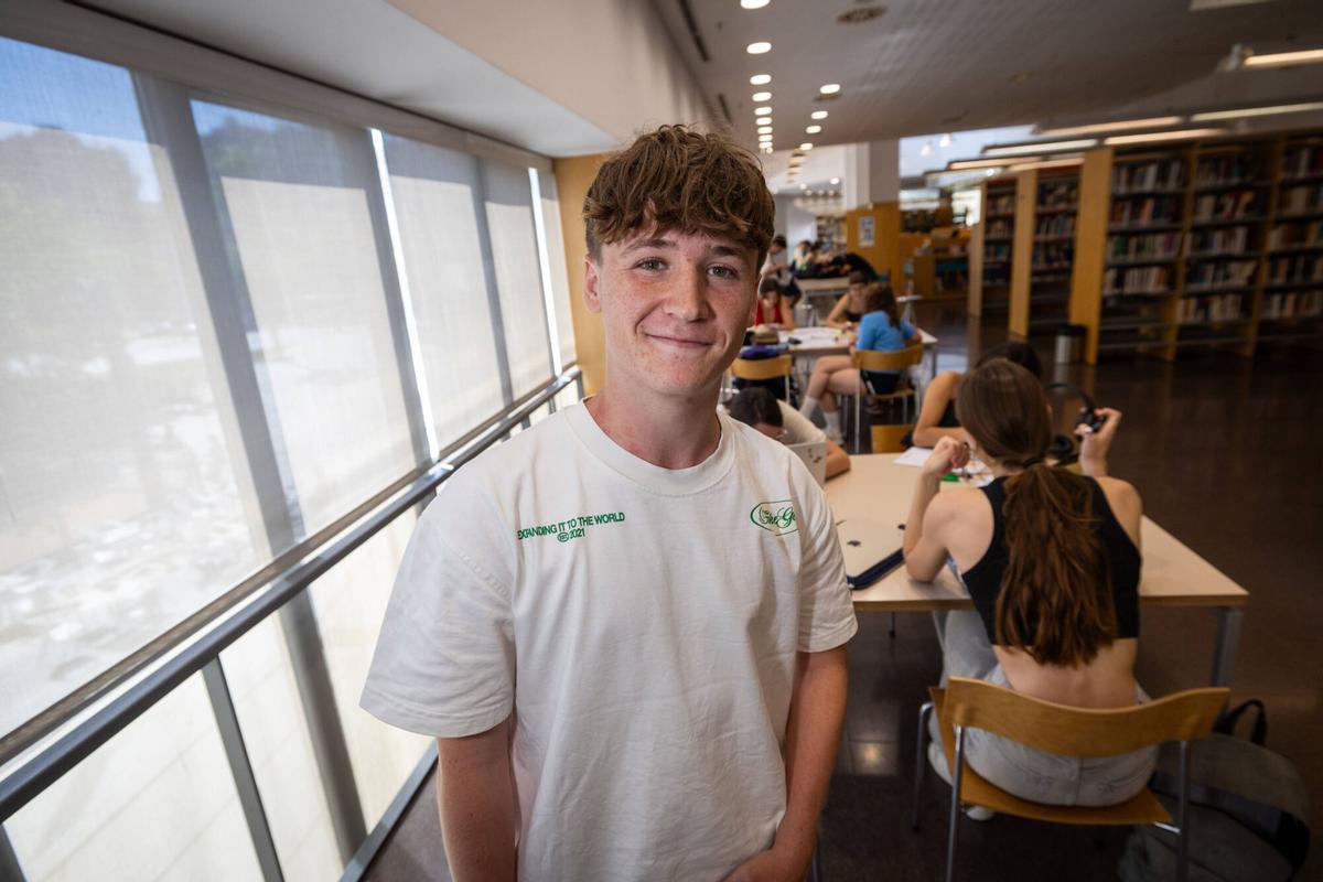 Mauro, alumno del Bachillerato Tecnológico-Artístico.
