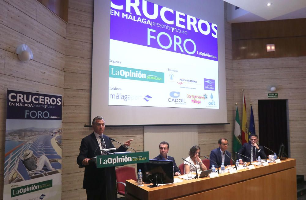 La Opinión de Málaga reunió en un debate al presidente de la Autoridad Portuaria, Paulino Plata, y a otros expertos en turismo, transportes, cruceros y marketing