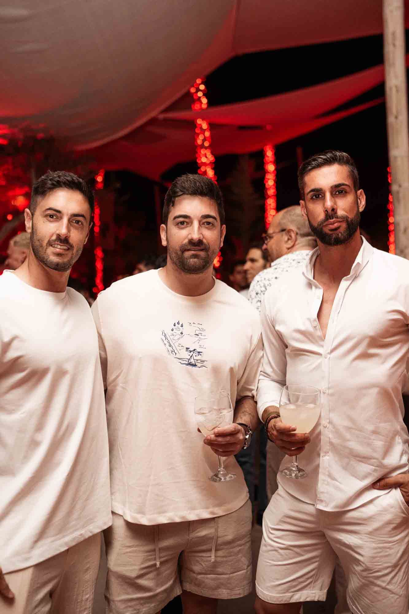 Puntapiedra reabre sus puertas con la fiesta que marca el inicio del verano 2025 en Alicante