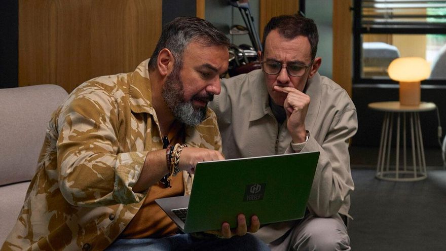 Disney+ pone fecha de estreno a ‘Entrepreneurs’, la serie de Pantomima Full dirigida por Álex de la Iglesia