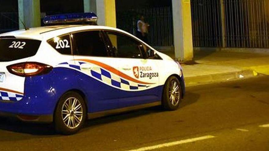 Detenido un joven que se desplazaba en moto por Zaragoza sin carné conducir