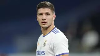 La estrategia del Getafe para llevarse a Jovic este verano