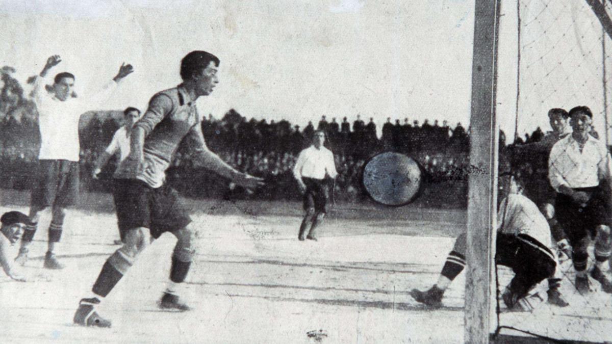 Imágenes del Celta-Boca en el viejo campo de Coia