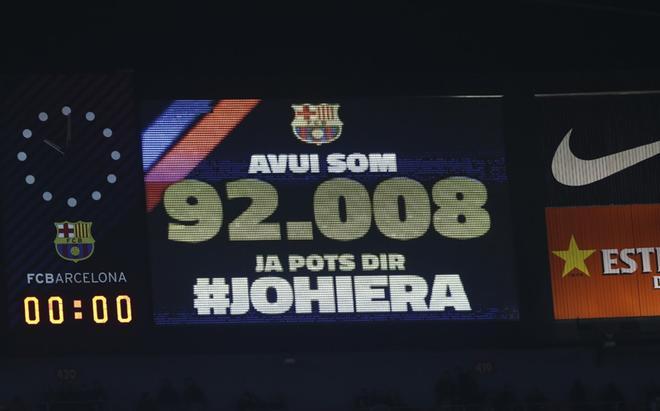 La afición del FC Barcelona llenó el Camp Nou en el partido de ida de las semifinales de Copa del Rey entre el FC Barcelona y el Real Madrid