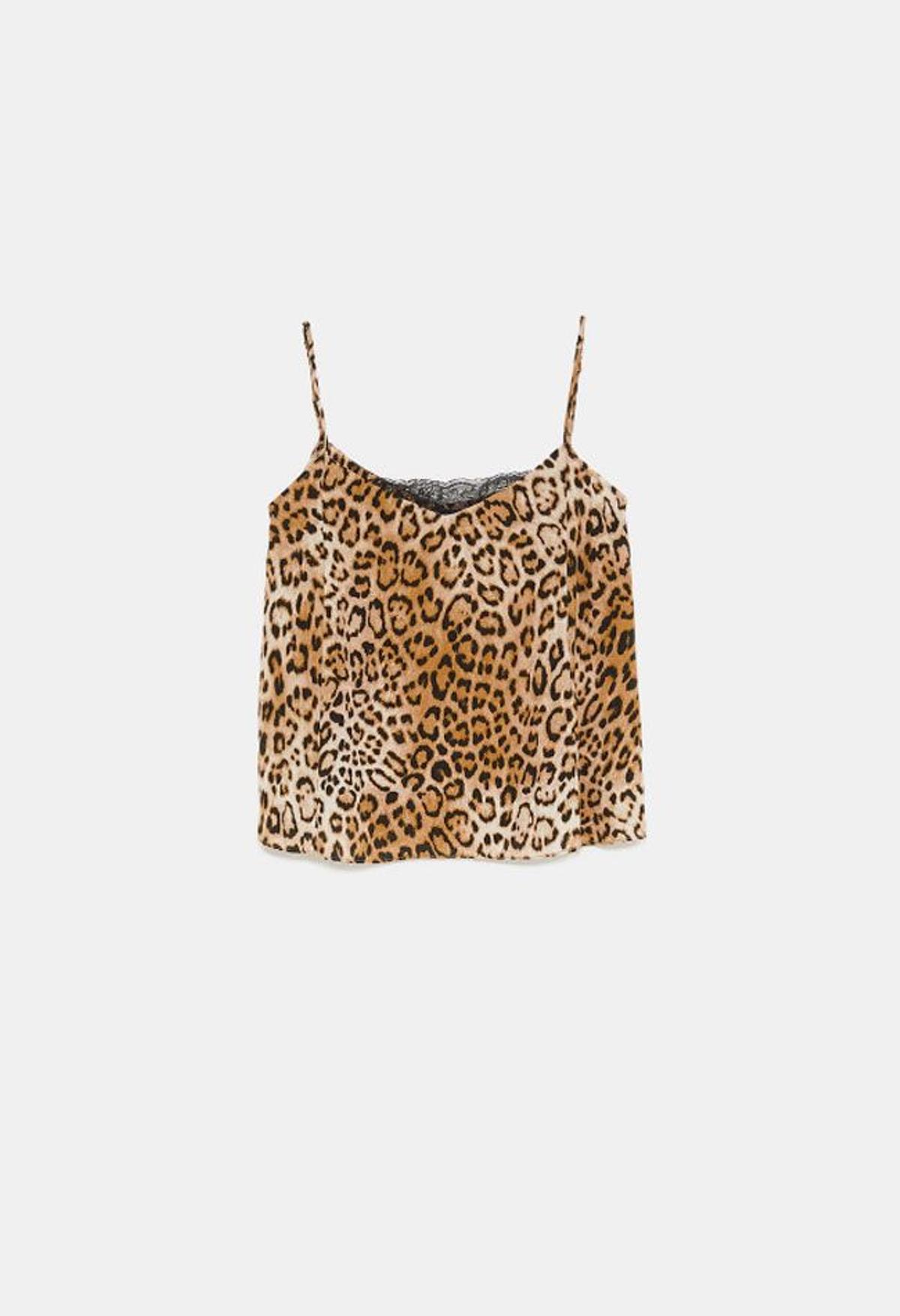 Top lencero de estampado leopardo de Zara