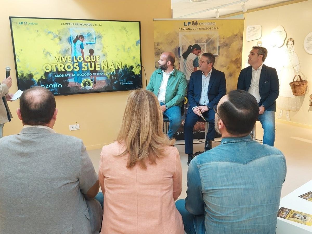 Momento de la presentación de la campaña de abonados del Hozono Jairis en el Museo de la Huerta