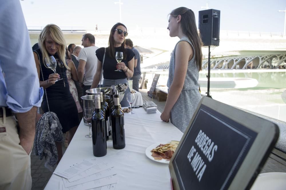 Fiesta del vino de la DOP Valencia en Les Arts