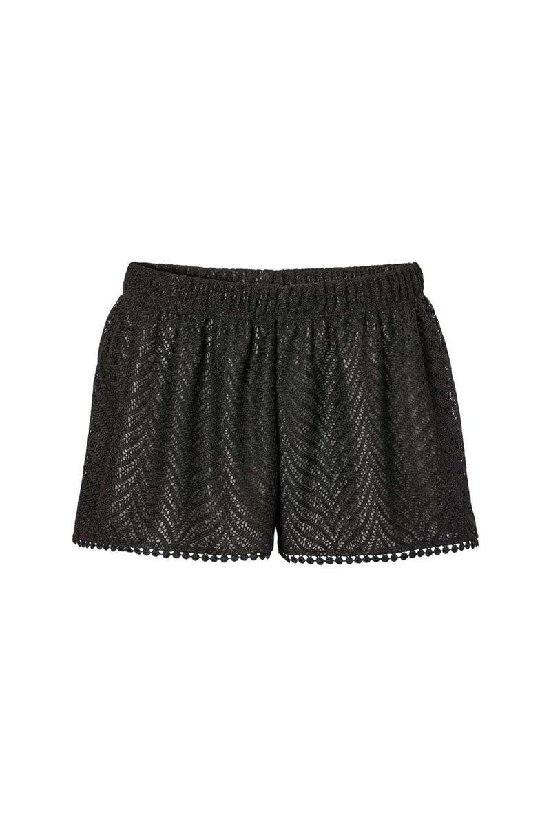 Shorts negros de C&amp;A. (Precio: 14, 90 euros)