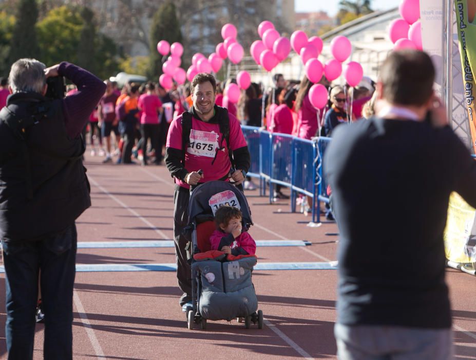 La APAMM celebra una carrera contra el cáncer de mama