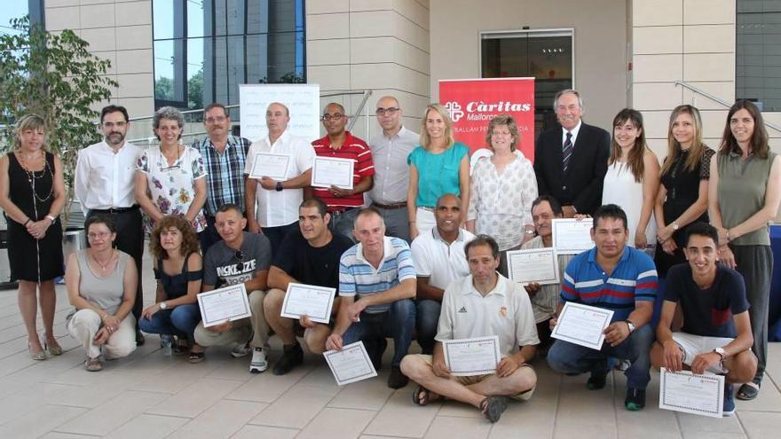 Diplomas de la Fundación Endesa y Cáritas