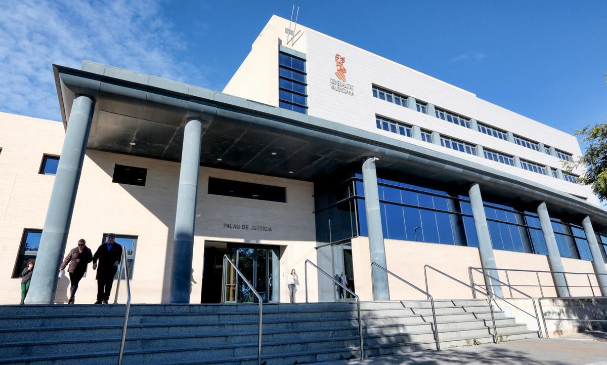 Palacio de Justicia de Benidorm, donde se emitió la primera sentencia.
