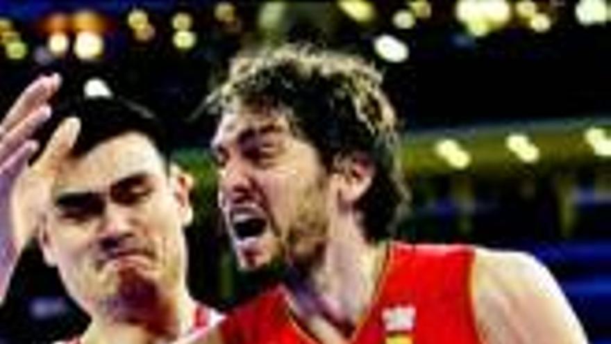 Gasol marca su jerarquía ante la gran torre china