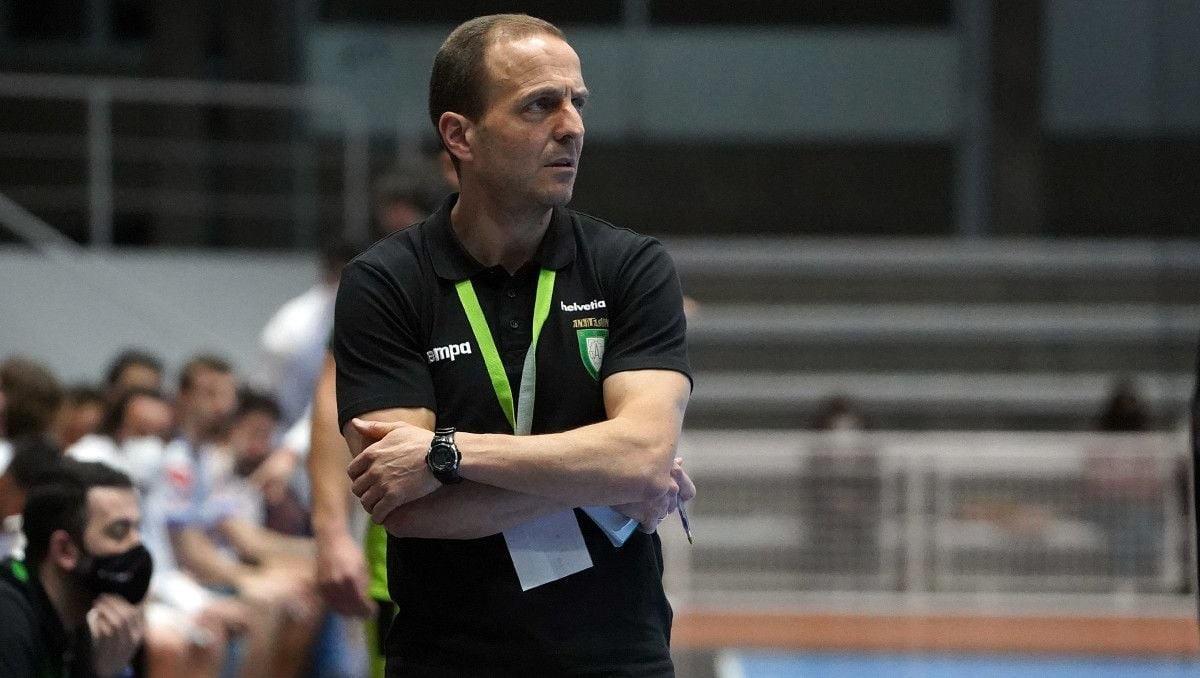 Quique Domínguez, entrenador del Frigoríficos Morrazo, próximo rival del Horneo Alicante.