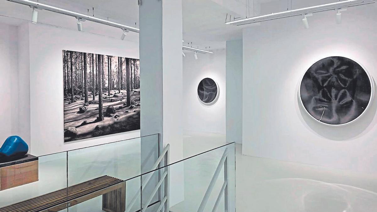 Un detalle de la exposición con la obra de Julio Blancas que se inaugura hoy en la sede madrileña.