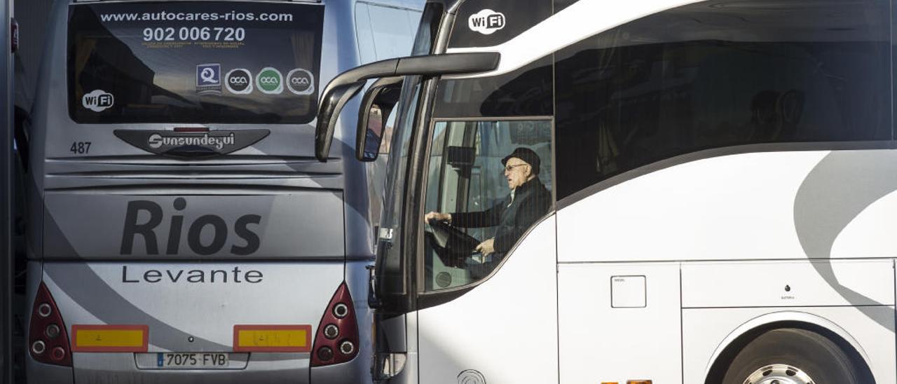 El ERE de Autocares Ríos en la ciudad de Alicante afectará a 34 empleados