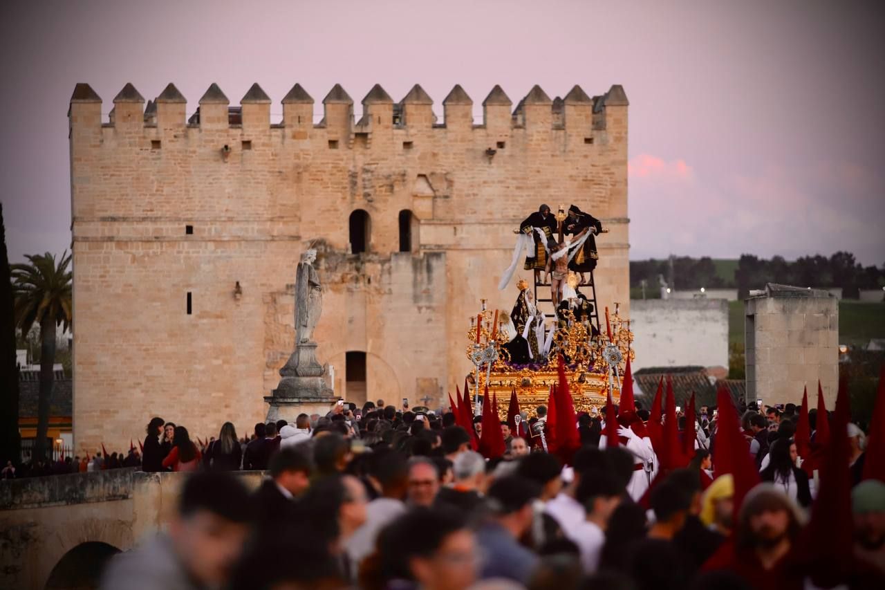El Descendimiento, en imágenes