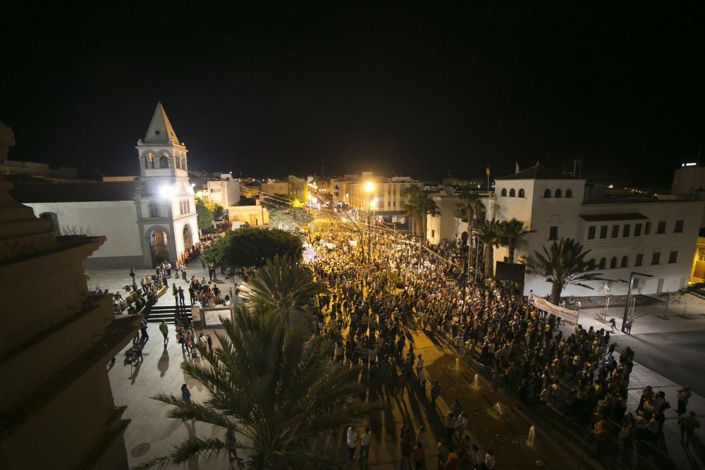 FUERTEVENTURA - MANIFESTACION POR UNA SANIDAD DIGNA EN FUERTEVENTURA - 23-09-16