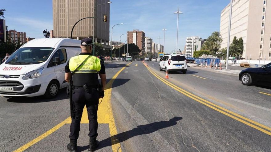 Abren al tráfico el paso desde el puente de la Esperanza hacia calle Prim