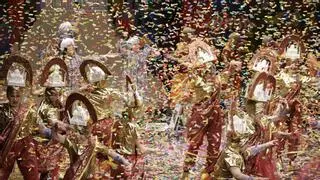 La corrupción política, el precio de la vivienda, el peaje del Huerna... las charangas de Gijón alzan la voz con pullas por doquier