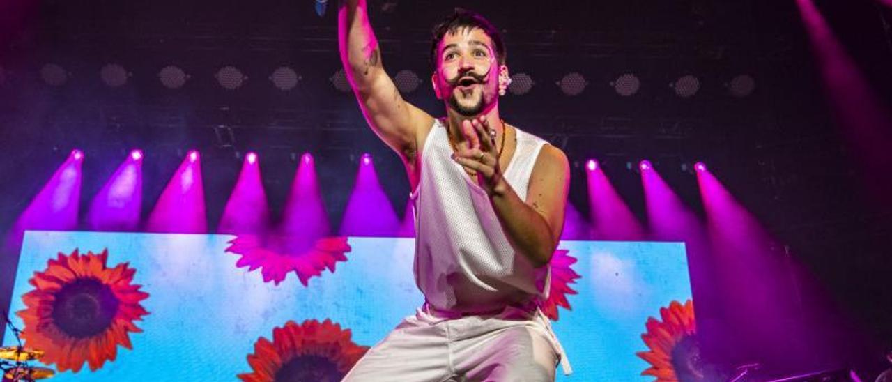 El cantante colombiano Camilo aterriza en el Pabellón Príncipe Felipe el jueves 7 de julio con su gira ‘De adentro pa fuera’.