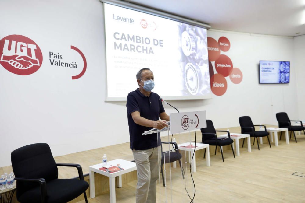 Cambio de marcha. La industria valenciana de la automoción y movilidad