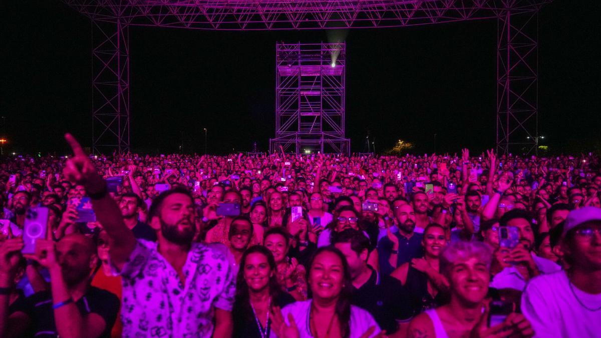 Público en un concierto de Mónica Naranjo durante su primera actuación de la gira 'Greatest Hits Tour', el pasado 11 de octubre en Sevilla.