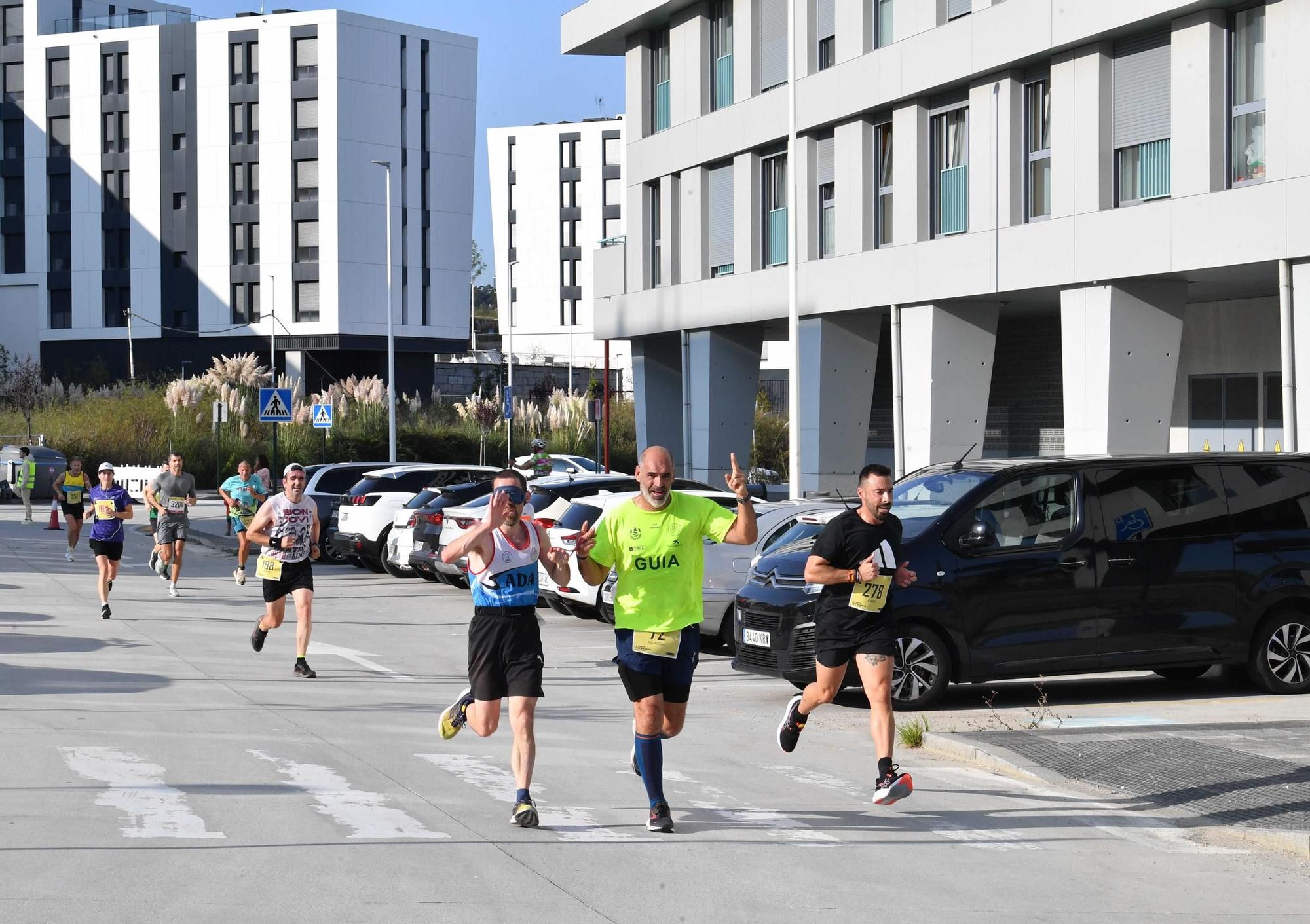 Más de mil corredores completan la carrera popular de Matogrande a Xuxán