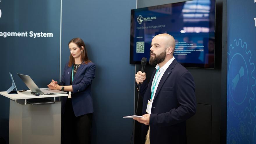 Surlabs crea desde Dos Hermanas herramientas de IA para universidades de Alemania y Suiza