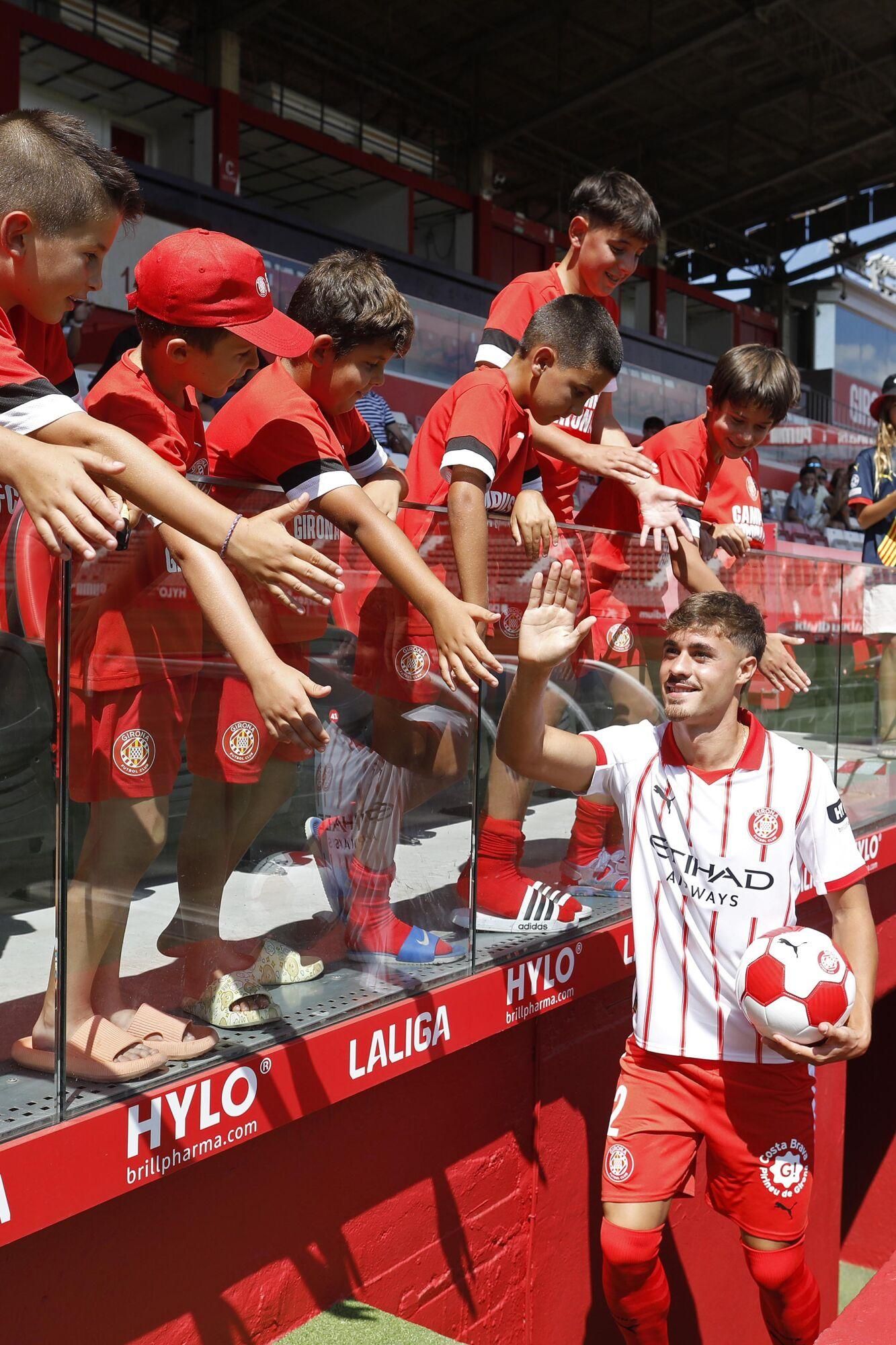 Girona. Estadi de Montilivi. Presentacio Hugo Rincon nou jugador del Girona FC.