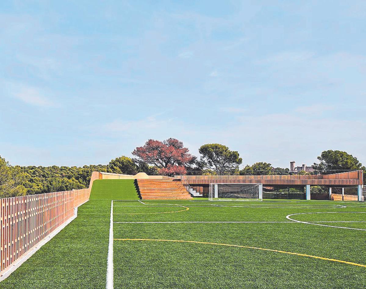 El centro deportivo es el escenario perfecto para fomentar hábitos saludables.