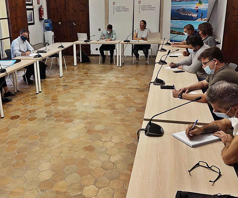 Un momento de la reunión celebrada ayer en Trabajo. | CAIB