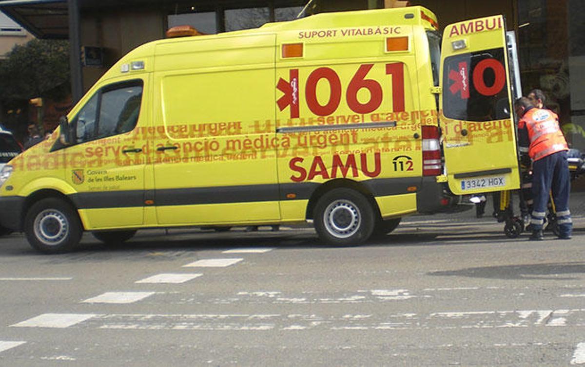 Rescatan a una bebé que cayó a una piscina de un hotel en Palma
