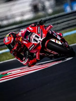 Nicoló Bulega quiere seguir haciendo historia