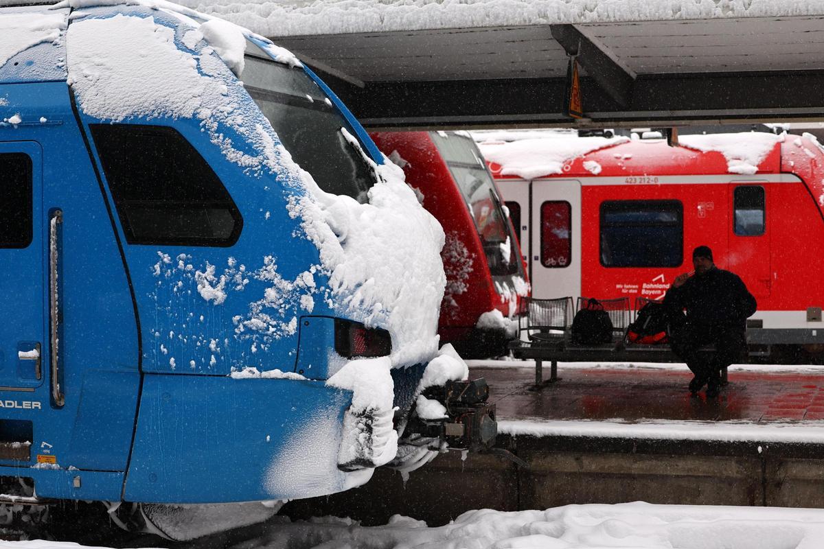 Trenes aparcados en la estación central de Munich.